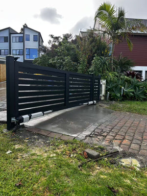Aluminium Fencing — Supply & Install Package