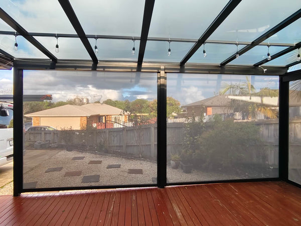 Outdoor blinds
